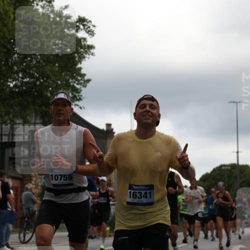 29.06.2025 - hella hamburg halbmarathon Yannick Fuchs http://msf.ph/oto/8363118 29.06.2025 10:53:18 20KM 2006, 2348, 2584, 2677, 2957, 2978, 3114, 3181, 3279, 3425, 3983, 4088, 4592, 5347, 5885, 6087, 6202, 6220, 6438, 6997, 7031, 7223, 7287, 8290, 10036, 10587, 10759, 10896, 10943, 11935, 11938, 12206, 12261, 12564, 12633, 12736, 12862, 13583, 13761, 14375, 14567, 14732, 14902, 14928, 14965, 15232, 15240, 15284, 15824, 16160, 16341, 16910, 16980, 17017, 17176, 17346, 17503, 17630, 18153, 18266, 18327, 18467, 18485, 18716, 19015, 19160 meine-sportfotos.de