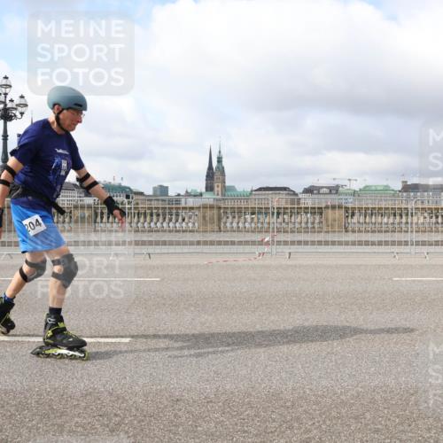 29.06.2025 - hella hamburg halbmarathon Lena Gebhardt http://msf.ph/oto/8363133 29.06.2025 09:10:36 Lombardsbrücke 204 meine-sportfotos.de