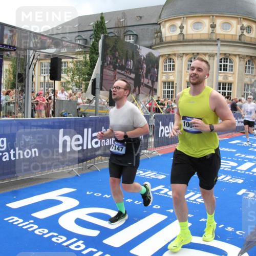 29.06.2025 - hella hamburg halbmarathon Michael Strokosch http://msf.ph/oto/8363146 29.06.2025 10:56:02 Ziel 1180, 3042, 7147, 8968, 9246, 10084, 14867, 15184, 15868, 15884, 16176 meine-sportfotos.de