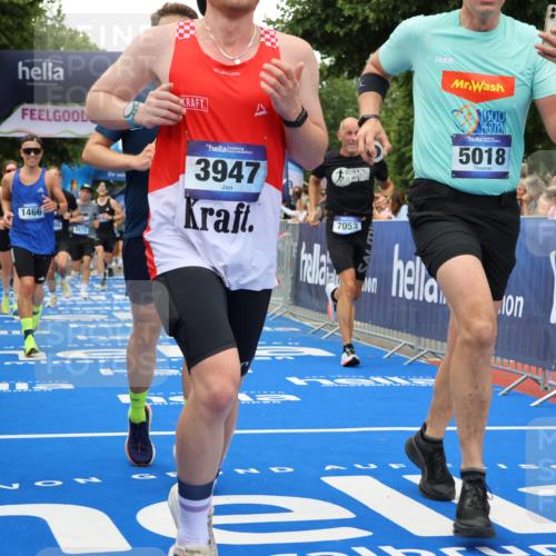 29.06.2025 - hella hamburg halbmarathon Strokosch-Dieckow http://msf.ph/oto/8363212 29.06.2025 10:50:51 Ziel 1466, 2207, 3654, 3947, 4839, 5018, 5115, 7052, 7369, 8205, 8572, 8657, 10215, 10750, 11551, 12778, 13687, 15362, 15395, 15426, 15643, 15720, 16285, 17129, 17908, 18182, 18370 meine-sportfotos.de
