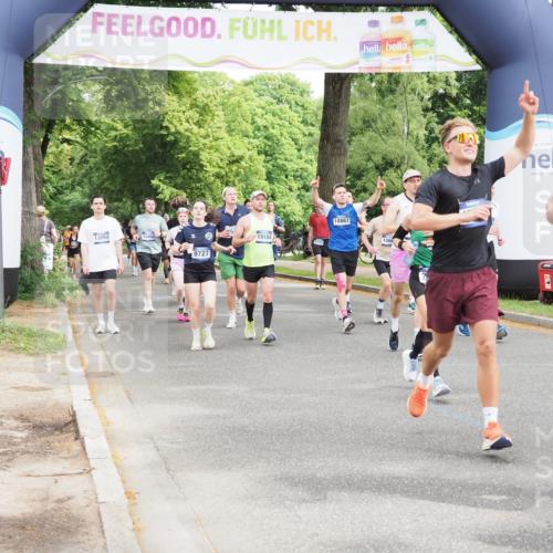29.06.2025 - hella hamburg halbmarathon MichiJ http://msf.ph/oto/8363248 29.06.2025 10:43:27 Zwischen KM18-KM19 1972, 2083, 2741, 2982, 2996, 4152, 4594, 4813, 5418, 7037, 7547, 9727, 9820, 10093, 10133, 10665, 13064, 13245, 13474, 16121, 16434, 16679, 17468, 17758, 17828, 18117, 18125, 18208, 18867, 18899, 19184 meine-sportfotos.de