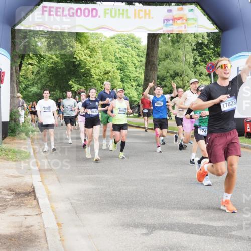 29.06.2025 - hella hamburg halbmarathon MichiJ http://msf.ph/oto/8363256 29.06.2025 10:43:27 Zwischen KM18-KM19 1972, 2083, 2741, 2982, 2996, 4152, 4594, 4813, 5418, 7037, 7547, 9727, 9820, 10093, 10133, 10665, 13064, 13245, 13474, 16121, 16434, 16679, 17468, 17758, 17828, 18117, 18125, 18208, 18867, 18899, 19184 meine-sportfotos.de