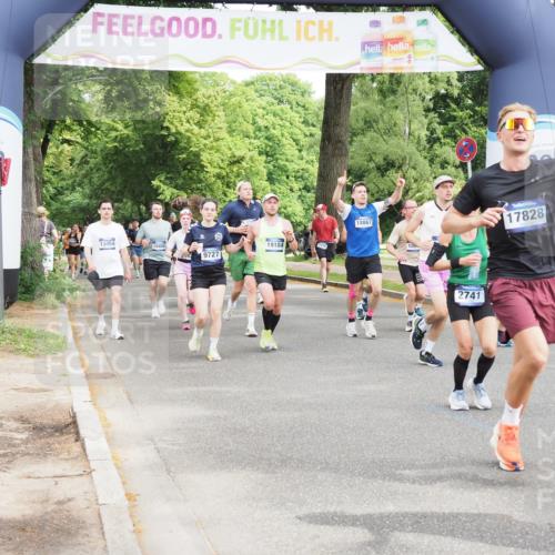 29.06.2025 - hella hamburg halbmarathon MichiJ http://msf.ph/oto/8363269 29.06.2025 10:43:27 Zwischen KM18-KM19 1972, 2083, 2741, 2982, 2996, 4152, 4594, 4813, 5418, 7037, 7547, 9727, 9820, 10093, 10133, 10665, 13064, 13245, 13474, 16121, 16434, 16679, 17468, 17758, 17828, 18117, 18125, 18208, 18867, 18899, 19184 meine-sportfotos.de