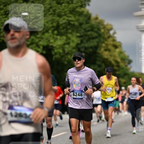 29.06.2025 - hella hamburg halbmarathon Dr. Thomas Lammeyer http://msf.ph/oto/8363332 29.06.2025 10:19:14 Kennedybrücke 1296, 1379, 1524, 1575, 1745, 1890, 2110, 2281, 3513, 3650, 4492, 4494, 4495, 5069, 5271, 5608, 5739, 5981, 5986, 6248, 6287, 6317, 6710, 7439, 7452, 7809, 7810, 8237, 8239, 8256, 8609, 9113, 9423, 9657, 9911, 9975, 9997, 10775, 10858, 11271 meine-sportfotos.de