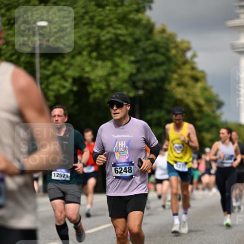 29.06.2025 - hella hamburg halbmarathon Dr. Thomas Lammeyer http://msf.ph/oto/8363352 29.06.2025 10:19:14 Kennedybrücke 1296, 1379, 1524, 1575, 1745, 1890, 2110, 2281, 3513, 3650, 4492, 4494, 4495, 5069, 5271, 5608, 5739, 5981, 5986, 6248, 6287, 6317, 6710, 7439, 7452, 7809, 7810, 8237, 8239, 8256, 8609, 9113, 9423, 9657, 9911, 9975, 9997, 10775, 10858, 11271 meine-sportfotos.de