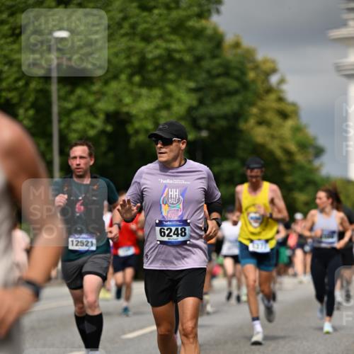 29.06.2025 - hella hamburg halbmarathon Dr. Thomas Lammeyer http://msf.ph/oto/8363369 29.06.2025 10:19:14 Kennedybrücke 1296, 1379, 1524, 1575, 1745, 1890, 2110, 2281, 3513, 3650, 4492, 4494, 4495, 5069, 5271, 5608, 5739, 5981, 5986, 6248, 6287, 6317, 6710, 7439, 7452, 7809, 7810, 8237, 8239, 8256, 8609, 9113, 9423, 9657, 9911, 9975, 9997, 10775, 10858, 11271 meine-sportfotos.de