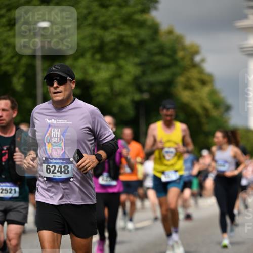 29.06.2025 - hella hamburg halbmarathon Dr. Thomas Lammeyer http://msf.ph/oto/8363524 29.06.2025 10:19:15 Kennedybrücke 1296, 1379, 1524, 1575, 1890, 2110, 3513, 3650, 4492, 4494, 4495, 5069, 5271, 5608, 5739, 5981, 5986, 6248, 6287, 6317, 6710, 7439, 7452, 7809, 7810, 8237, 8256, 8609, 9113, 9423, 9657, 9911, 9975, 9997, 10775, 10858 meine-sportfotos.de
