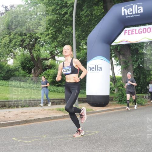 29.06.2025 - hella hamburg halbmarathon KatJ http://msf.ph/oto/8363535 29.06.2025 10:22:45 Zwischen KM18-KM19 1959, 2836, 6473 meine-sportfotos.de