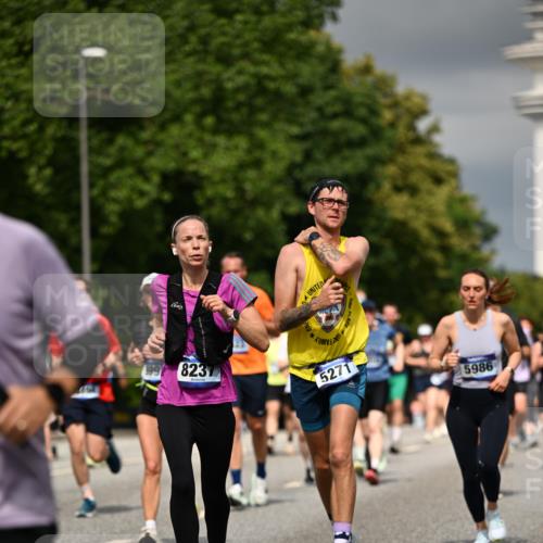 29.06.2025 - hella hamburg halbmarathon Dr. Thomas Lammeyer http://msf.ph/oto/8363559 29.06.2025 10:19:16 Kennedybrücke 1379, 1524, 1575, 1890, 2110, 2494, 3513, 3650, 4492, 4494, 4495, 5069, 5271, 5739, 5981, 5986, 6248, 6287, 6317, 6710, 7439, 7452, 7809, 7810, 8237, 8256, 8609, 9113, 9423, 9657, 9911, 9975, 9997, 10775, 10858, 10963 meine-sportfotos.de