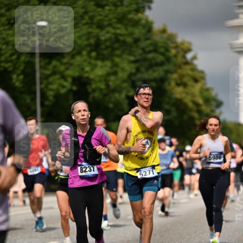 29.06.2025 - hella hamburg halbmarathon Dr. Thomas Lammeyer http://msf.ph/oto/8363569 29.06.2025 10:19:16 Kennedybrücke 1379, 1524, 1575, 1890, 2110, 2494, 3513, 3650, 4492, 4494, 4495, 5069, 5271, 5739, 5981, 5986, 6248, 6287, 6317, 6710, 7439, 7452, 7809, 7810, 8237, 8256, 8609, 9113, 9423, 9657, 9911, 9975, 9997, 10775, 10858, 10963 meine-sportfotos.de