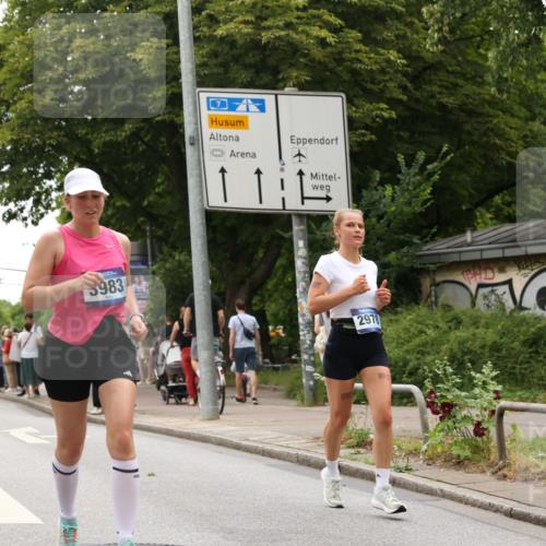 29.06.2025 - hella hamburg halbmarathon Yannick Fuchs http://msf.ph/oto/8363774 29.06.2025 10:53:19 20KM 2006, 2348, 2584, 2677, 2957, 2978, 3114, 3181, 3279, 3425, 3983, 4088, 4592, 4796, 5347, 5885, 6087, 6202, 6220, 6438, 6997, 7031, 7223, 7287, 8290, 10036, 10587, 10759, 10896, 10943, 11935, 11938, 12206, 12261, 12564, 12633, 12736, 12862, 13583, 13761, 14567, 14732, 14902, 14928, 14965, 15232, 15240, 15284, 15824, 16160, 16341, 16910, 16980, 17017, 17176, 17503, 17630, 18153, 18266, 18327, 18467, 18485, 18716, 19015, 19160 meine-sportfotos.de