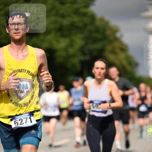 29.06.2025 - hella hamburg halbmarathon Dr. Thomas Lammeyer http://msf.ph/oto/8363955 29.06.2025 10:19:19 Kennedybrücke 1524, 1890, 2110, 2494, 3513, 3650, 4007, 4466, 4492, 4494, 5069, 5271, 5739, 5981, 5986, 6248, 6287, 6317, 6376, 7439, 7452, 7809, 7810, 8237, 8609, 9113, 9423, 9657, 9847, 9911, 9975, 9997, 10775, 10858, 10963 meine-sportfotos.de