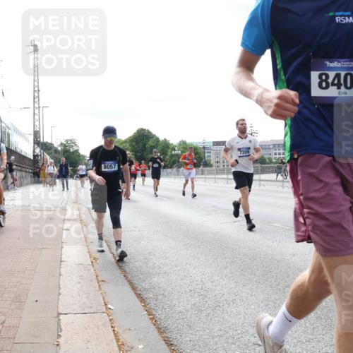 29.06.2025 - hella hamburg halbmarathon Lena Gebhardt http://msf.ph/oto/8364092 29.06.2025 10:14:22 Lombardsbrücke 8057, 7209, 8409, 7442, 1194, 1406, 1728, 1890, 2494, 2990, 3020, 3154, 3756, 3834, 3939, 4032, 4962, 5670, 6028, 6083, 6089, 6287, 6366, 6710, 7209, 7442, 7802, 7840, 7991, 8001, 8057, 8147, 8409, 8892, 9845, 9886, 10224, 10442, 10443, 10610, 11987, 12467, 12938, 13237, 13285, 13788, 14488, 15482, 15840, 16126, 17439, 17985, 18041, 18236, 18239 meine-sportfotos.de