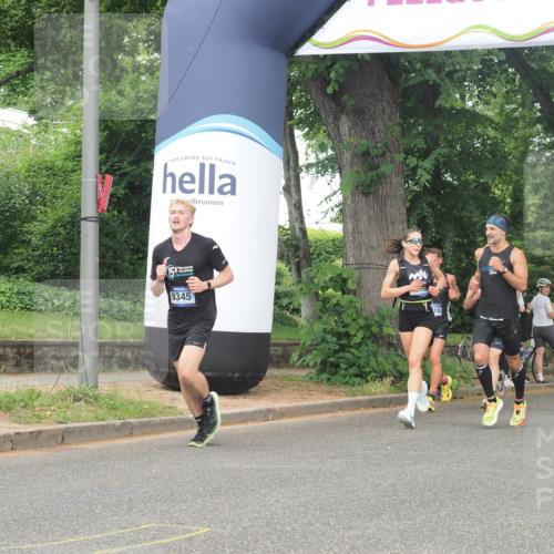 29.06.2025 - hella hamburg halbmarathon KatJ http://msf.ph/oto/8364183 29.06.2025 10:22:50 Zwischen KM18-KM19 4246 meine-sportfotos.de