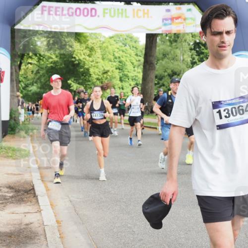29.06.2025 - hella hamburg halbmarathon MichiJ http://msf.ph/oto/8364261 29.06.2025 10:43:35 Zwischen KM18-KM19 1130, 1485, 2250, 5492, 7547, 8825, 8968, 9246, 9903, 10133, 10408, 10665, 12014, 12196, 14139, 14737, 15090, 15431, 18867 meine-sportfotos.de