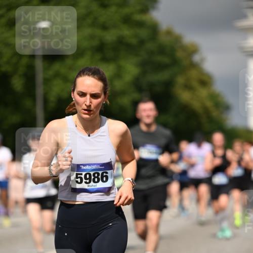 29.06.2025 - hella hamburg halbmarathon Dr. Thomas Lammeyer http://msf.ph/oto/8364375 29.06.2025 10:19:20 Kennedybrücke 1524, 1890, 2110, 2494, 3417, 3513, 3650, 4007, 4466, 4492, 4494, 5069, 5271, 5739, 5981, 5986, 6248, 6287, 6376, 7439, 7452, 7809, 7810, 8237, 8609, 9113, 9423, 9657, 9847, 9911, 9975, 9997, 10775, 10858, 10963 meine-sportfotos.de