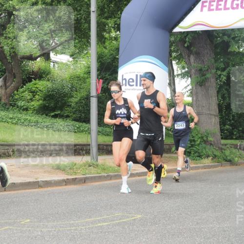 29.06.2025 - hella hamburg halbmarathon KatJ http://msf.ph/oto/8364459 29.06.2025 10:22:51 Zwischen KM18-KM19 4246 meine-sportfotos.de
