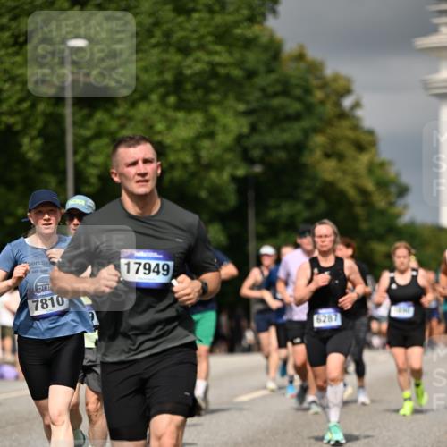 29.06.2025 - hella hamburg halbmarathon Dr. Thomas Lammeyer http://msf.ph/oto/8364493 29.06.2025 10:19:21 Kennedybrücke 1524, 1890, 2110, 2494, 3417, 3513, 3650, 4007, 4466, 4492, 4494, 5069, 5271, 5739, 5986, 6248, 6287, 6376, 7439, 7452, 7809, 7810, 8237, 8609, 9113, 9423, 9556, 9657, 9847, 9911, 9975, 9997, 10775, 10858, 10963 meine-sportfotos.de