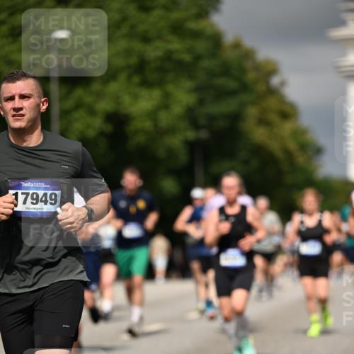 29.06.2025 - hella hamburg halbmarathon Dr. Thomas Lammeyer http://msf.ph/oto/8364660 29.06.2025 10:19:22 Kennedybrücke 1524, 1890, 2110, 2494, 2989, 3417, 3513, 3650, 4007, 4466, 4492, 4494, 5069, 5271, 5739, 5986, 6248, 6287, 6376, 6576, 7452, 7809, 7810, 8237, 8609, 9113, 9423, 9556, 9657, 9847, 9911, 9997, 10775, 10963 meine-sportfotos.de