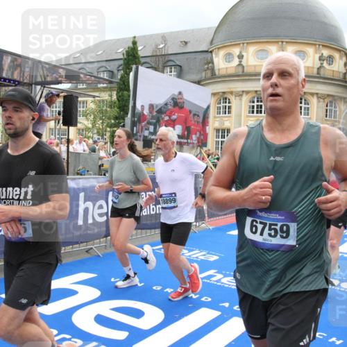 29.06.2025 - hella hamburg halbmarathon Michael Strokosch http://msf.ph/oto/8364723 29.06.2025 10:56:44 Ziel 4152, 6416, 6759, 7037, 7646, 8311, 8744, 8996, 9488, 11083, 11870, 12509, 14369, 15134, 15145, 15431, 15712, 16043, 16121, 17259, 18340, 18634, 18899 meine-sportfotos.de