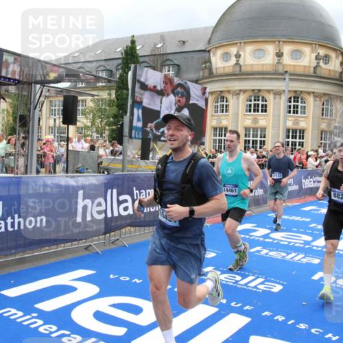 29.06.2025 - hella hamburg halbmarathon Michael Strokosch http://msf.ph/oto/8365076 29.06.2025 10:56:51 Ziel 2378, 2741, 3836, 5418, 7716, 8825, 8996, 13816, 14369, 14461, 15134, 15431, 15712, 16008, 16009, 16043, 16121, 16679, 17133, 18634 meine-sportfotos.de