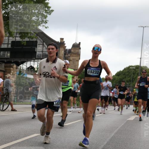 29.06.2025 - hella hamburg halbmarathon Yannick Fuchs http://msf.ph/oto/8365115 29.06.2025 10:53:21 20KM 2006, 2348, 2584, 2677, 2957, 2978, 3114, 3181, 3279, 3425, 3983, 4088, 4592, 4796, 5885, 6087, 6202, 6220, 6438, 7031, 7223, 7287, 8290, 10036, 10587, 10759, 10896, 10943, 11018, 11935, 11938, 12206, 12261, 12564, 12633, 12736, 12862, 13583, 13761, 14567, 14732, 14902, 14928, 14965, 15232, 15240, 15284, 16227, 16341, 16910, 16980, 17017, 17176, 17304, 17503, 17630, 18153, 18327, 18467, 18485, 18716, 18855, 19015, 19160 meine-sportfotos.de