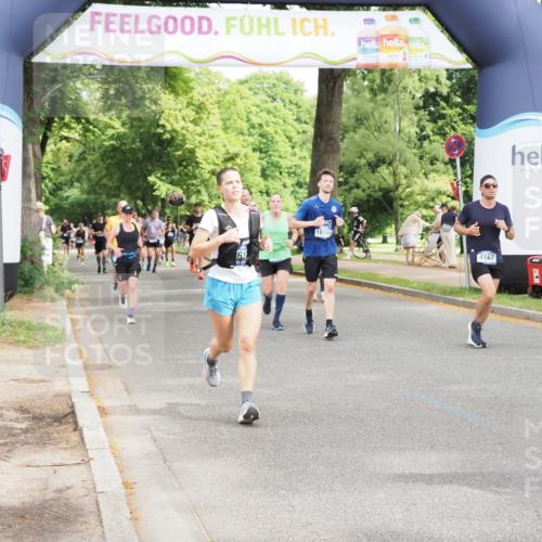 29.06.2025 - hella hamburg halbmarathon MichiJ http://msf.ph/oto/8365333 29.06.2025 10:43:44 Zwischen KM18-KM19 1583, 4167, 6272, 6399, 7659, 7716, 8652, 8669, 11212, 11612, 11832, 12585, 13465, 15097, 15125, 15527, 15712, 17268, 17665, 18501 meine-sportfotos.de
