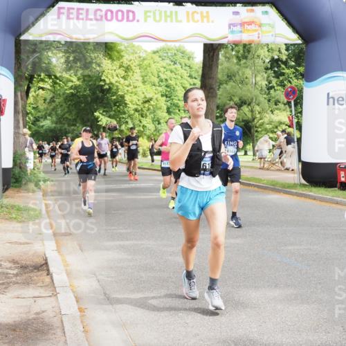 29.06.2025 - hella hamburg halbmarathon MichiJ http://msf.ph/oto/8365412 29.06.2025 10:43:45 Zwischen KM18-KM19 1583, 4167, 6272, 7659, 7716, 8652, 8669, 11212, 11612, 11832, 12585, 13465, 15097, 15527, 15712, 17268, 18501 meine-sportfotos.de