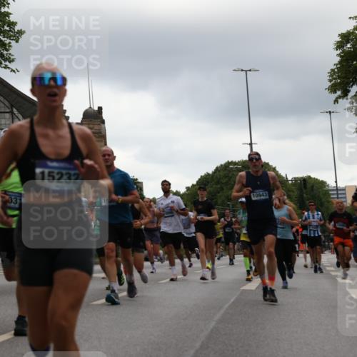 29.06.2025 - hella hamburg halbmarathon Yannick Fuchs http://msf.ph/oto/8365585 29.06.2025 10:53:22 20KM 2006, 2348, 2584, 2957, 2978, 3114, 3181, 3279, 3425, 3983, 4088, 4592, 4796, 5885, 6087, 6202, 6220, 6438, 7031, 7223, 7287, 8290, 10036, 10488, 10587, 10759, 10896, 10943, 11018, 11935, 11938, 12206, 12261, 12564, 12633, 12736, 12779, 12862, 13583, 13761, 14567, 14732, 14902, 14928, 14965, 15232, 15240, 15284, 15785, 16227, 16341, 16754, 16910, 16915, 16980, 17176, 17304, 17503, 17630, 18153, 18327, 18467, 18485, 18716, 18855, 19015, 19160 meine-sportfotos.de