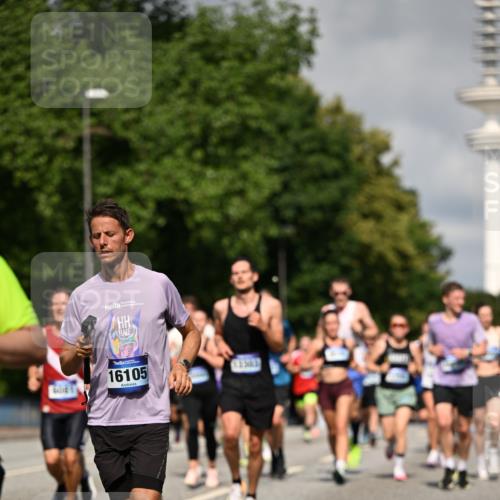 29.06.2025 - hella hamburg halbmarathon Dr. Thomas Lammeyer http://msf.ph/oto/8365912 29.06.2025 09:56:59 Kennedybrücke 1163, 1176, 1391, 1558, 1759, 2213, 2234, 2365, 2402, 2623, 2788, 3004, 3146, 3186, 4091, 4310, 4553, 4997, 5022, 5623, 5624, 5692, 6071, 6081, 6203, 6375, 6460, 6712, 7147, 7204, 7322, 7448, 7450, 7765, 8063, 8704, 8819, 9126, 9232, 9303, 9305, 9374, 9534, 9544, 9585, 9794, 10208, 10246, 11094, 11291 meine-sportfotos.de