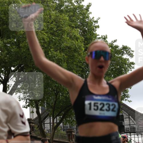 29.06.2025 - hella hamburg halbmarathon Yannick Fuchs http://msf.ph/oto/8365945 29.06.2025 10:53:22 20KM 2006, 2348, 2584, 2957, 2978, 3114, 3181, 3279, 3425, 3983, 4088, 4592, 4796, 5885, 6087, 6202, 6220, 6438, 7031, 7223, 7287, 8290, 10036, 10488, 10587, 10759, 10896, 10943, 11018, 11935, 11938, 12206, 12261, 12564, 12633, 12736, 12779, 12862, 13583, 13761, 14567, 14732, 14902, 14928, 14965, 15232, 15240, 15284, 15785, 16227, 16341, 16754, 16910, 16915, 16980, 17176, 17304, 17503, 17630, 18153, 18327, 18467, 18485, 18716, 18855, 19015, 19160 meine-sportfotos.de