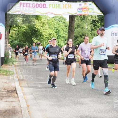 29.06.2025 - hella hamburg halbmarathon MichiJ http://msf.ph/oto/8365965 29.06.2025 10:43:52 Zwischen KM18-KM19 1563, 2417, 3836, 4940, 5033, 6416, 7716, 8542, 8652, 9361, 9488, 9907, 11212, 11612, 14678, 14867 meine-sportfotos.de