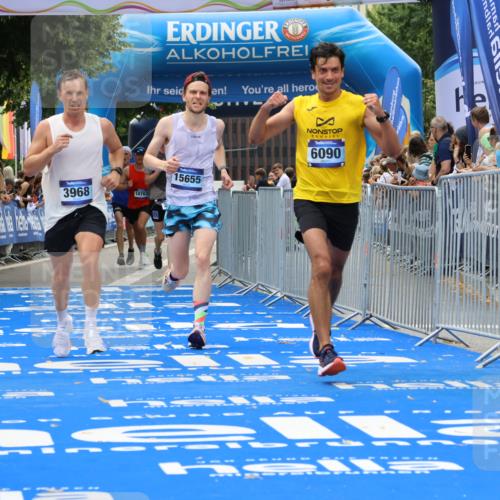 29.06.2025 - hella hamburg halbmarathon Strokosch-Dieckow http://msf.ph/oto/8366007 29.06.2025 10:28:41 Ziel 1953, 2604, 3968, 6090, 10222, 10486, 15655, 17213, 17428, 18763 meine-sportfotos.de