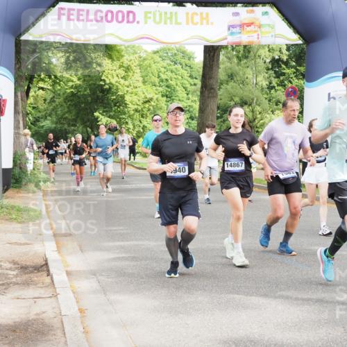 29.06.2025 - hella hamburg halbmarathon MichiJ http://msf.ph/oto/8366041 29.06.2025 10:43:52 Zwischen KM18-KM19 1563, 2417, 3836, 4940, 5033, 6416, 7716, 8542, 8652, 9361, 9488, 9907, 11212, 11612, 14678, 14867 meine-sportfotos.de