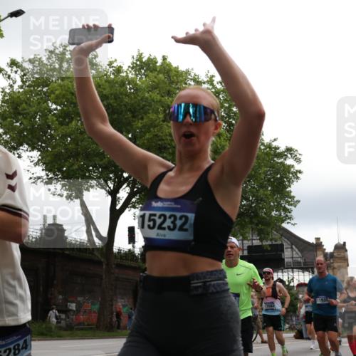 29.06.2025 - hella hamburg halbmarathon Yannick Fuchs http://msf.ph/oto/8366106 29.06.2025 10:53:23 20KM 2006, 2348, 2584, 2957, 2978, 3114, 3181, 3279, 3425, 3983, 4088, 4592, 4796, 5885, 6087, 6202, 6220, 6438, 7031, 7223, 7287, 10488, 10587, 10759, 10896, 10943, 11018, 11935, 11938, 12206, 12261, 12564, 12633, 12736, 12779, 12862, 13583, 13761, 14567, 14732, 14902, 14928, 14965, 15232, 15240, 15284, 15785, 16227, 16341, 16754, 16910, 16915, 16980, 17176, 17304, 17503, 17630, 18153, 18327, 18467, 18485, 18716, 18855, 19015, 19160 meine-sportfotos.de