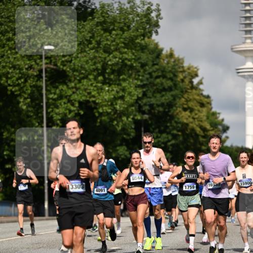 29.06.2025 - hella hamburg halbmarathon Dr. Thomas Lammeyer http://msf.ph/oto/8366130 29.06.2025 09:57:01 Kennedybrücke 1163, 1176, 1391, 1558, 1759, 2213, 2234, 2365, 2402, 2623, 2788, 3004, 3146, 3186, 4091, 4310, 4553, 4997, 5022, 5623, 5624, 5692, 6071, 6081, 6203, 6375, 6460, 6712, 6903, 7147, 7204, 7322, 7448, 7450, 7765, 8063, 8704, 8819, 9126, 9303, 9305, 9534, 9544, 9585, 9794, 10246, 11094 meine-sportfotos.de
