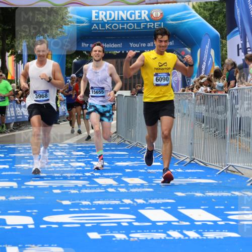 29.06.2025 - hella hamburg halbmarathon Strokosch-Dieckow http://msf.ph/oto/8366167 29.06.2025 10:28:41 Ziel 1953, 2604, 3968, 6090, 10222, 10486, 15655, 17213, 17428, 18763 meine-sportfotos.de