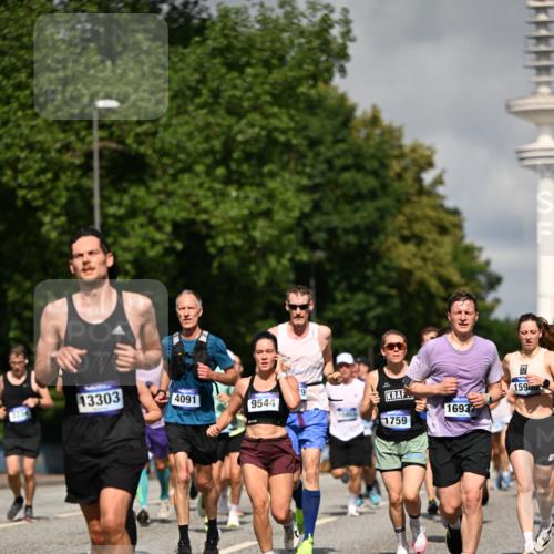 29.06.2025 - hella hamburg halbmarathon Dr. Thomas Lammeyer http://msf.ph/oto/8366199 29.06.2025 09:57:01 Kennedybrücke 1163, 1176, 1391, 1558, 1759, 2213, 2234, 2365, 2402, 2623, 2788, 3004, 3146, 3186, 4091, 4310, 4553, 4997, 5022, 5623, 5624, 5692, 6071, 6081, 6203, 6375, 6460, 6712, 6903, 7147, 7204, 7322, 7448, 7450, 7765, 8063, 8704, 8819, 9126, 9303, 9305, 9534, 9544, 9585, 9794, 10246, 11094 meine-sportfotos.de