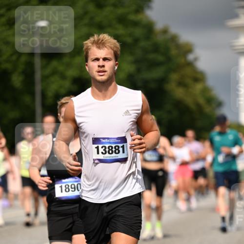29.06.2025 - hella hamburg halbmarathon Dr. Thomas Lammeyer http://msf.ph/oto/8366449 29.06.2025 10:19:27 Kennedybrücke 1890, 2110, 2494, 2720, 2989, 3417, 4007, 4466, 4492, 4494, 5069, 5271, 5739, 5986, 6248, 6287, 6376, 6576, 7452, 7809, 7810, 8237, 9113, 9423, 9556, 9657, 9847, 9997, 10108, 10775, 10963 meine-sportfotos.de