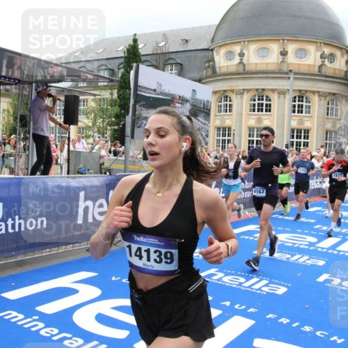 29.06.2025 - hella hamburg halbmarathon Michael Strokosch http://msf.ph/oto/8366656 29.06.2025 10:57:16 Ziel 1387, 1877, 2676, 4167, 4940, 8585, 9577, 9884, 10383, 11590, 11612, 13750, 14139, 15110, 15229, 15664, 15726, 17660, 17848, 17993, 19184 meine-sportfotos.de