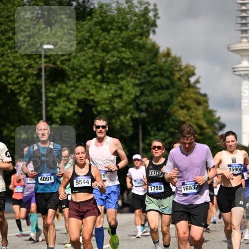 29.06.2025 - hella hamburg halbmarathon Dr. Thomas Lammeyer http://msf.ph/oto/8367032 29.06.2025 09:57:02 Kennedybrücke 1163, 1176, 1391, 1558, 1759, 2213, 2234, 2365, 2402, 2623, 2788, 3004, 3146, 3186, 4091, 4310, 4553, 4997, 5022, 5623, 5624, 5692, 6071, 6081, 6203, 6375, 6460, 6712, 6903, 7147, 7204, 7322, 7448, 7450, 7765, 8063, 8819, 9126, 9303, 9305, 9534, 9544, 9585, 9794, 10246, 11094 meine-sportfotos.de