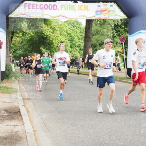29.06.2025 - hella hamburg halbmarathon MichiJ http://msf.ph/oto/8367044 29.06.2025 10:44:07 Zwischen KM18-KM19 1715, 1719, 2883, 3093, 4467, 9577, 11083, 15189, 16093, 16261, 17160, 18388 meine-sportfotos.de