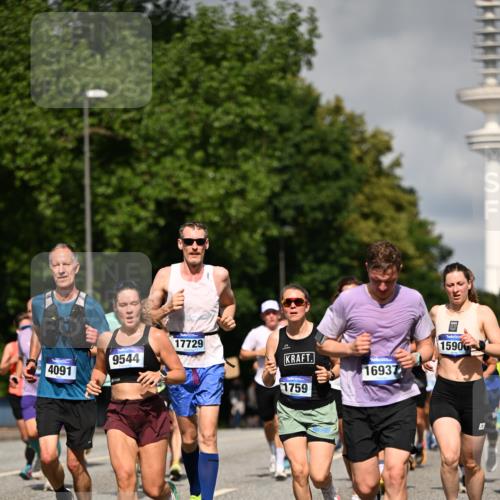 29.06.2025 - hella hamburg halbmarathon Dr. Thomas Lammeyer http://msf.ph/oto/8367085 29.06.2025 09:57:02 Kennedybrücke 1163, 1176, 1391, 1558, 1759, 2213, 2234, 2365, 2402, 2623, 2788, 3004, 3146, 3186, 4091, 4310, 4553, 4997, 5022, 5623, 5624, 5692, 6071, 6081, 6203, 6375, 6460, 6712, 6903, 7147, 7204, 7322, 7448, 7450, 7765, 8063, 8819, 9126, 9303, 9305, 9534, 9544, 9585, 9794, 10246, 11094 meine-sportfotos.de