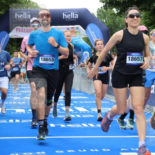29.06.2025 - hella hamburg halbmarathon Strokosch-Dieckow http://msf.ph/oto/8367389 29.06.2025 10:50:06 Ziel 1119, 1216, 1321, 1507, 2020, 3296, 3562, 7100, 7176, 7657, 8313, 9031, 9213, 9303, 9965, 10371, 11607, 12203, 12235, 12271, 13225, 13282, 13758, 14257, 15620, 16403, 18228, 18657, 18658, 18884, 19112 meine-sportfotos.de