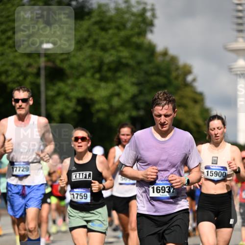 29.06.2025 - hella hamburg halbmarathon Dr. Thomas Lammeyer http://msf.ph/oto/8367416 29.06.2025 09:57:04 Kennedybrücke 1163, 1176, 1391, 1558, 1759, 2213, 2234, 2365, 2402, 2623, 2788, 2890, 3004, 3146, 3186, 4091, 4310, 4553, 4997, 5022, 5624, 5692, 6071, 6081, 6203, 6375, 6460, 6712, 6903, 7147, 7204, 7322, 7448, 7450, 8063, 8819, 9126, 9303, 9305, 9544, 9585, 9633, 9794, 11094, 11283 meine-sportfotos.de