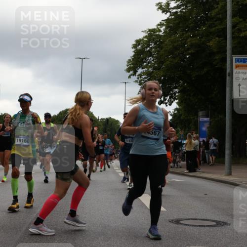 29.06.2025 - hella hamburg halbmarathon Yannick Fuchs http://msf.ph/oto/8367528 29.06.2025 10:53:25 20KM 2348, 2584, 2780, 2957, 2978, 3114, 3279, 3425, 3983, 4088, 4592, 4796, 5885, 6087, 6220, 6438, 7031, 7223, 7287, 10488, 10587, 10759, 10896, 10943, 11018, 11757, 11935, 11938, 12206, 12261, 12564, 12633, 12736, 12779, 12862, 13583, 13706, 13761, 14567, 14732, 14902, 14928, 14965, 15232, 15284, 15785, 16227, 16341, 16754, 16910, 16915, 16980, 17176, 17304, 17503, 17630, 18467, 18485, 18716, 18855, 19015, 19160 meine-sportfotos.de