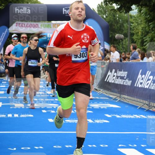 29.06.2025 - hella hamburg halbmarathon Strokosch-Dieckow http://msf.ph/oto/8367623 29.06.2025 10:50:04 Ziel 1119, 1216, 1321, 1507, 2020, 3296, 3562, 3692, 3852, 7100, 7176, 7657, 8313, 9031, 9213, 9303, 9965, 11607, 12203, 12235, 12271, 13225, 13282, 13758, 14257, 16403, 18228, 18657, 18658, 18884, 19112 meine-sportfotos.de