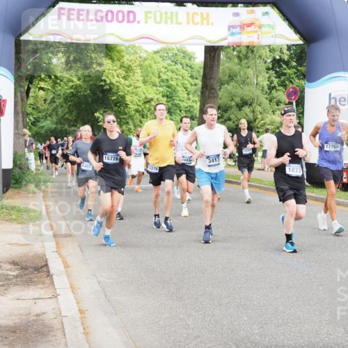 29.06.2025 - hella hamburg halbmarathon MichiJ http://msf.ph/oto/8367695 29.06.2025 10:44:11 Zwischen KM18-KM19 1715, 1719, 1833, 2025, 2488, 3093, 3413, 4467, 12774, 13376, 15189, 15726, 16093, 16830, 17769 meine-sportfotos.de