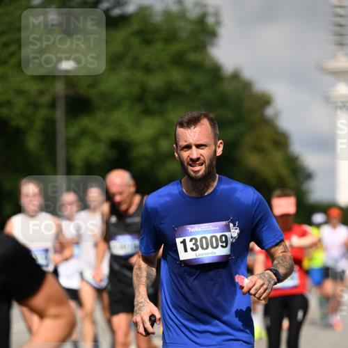 29.06.2025 - hella hamburg halbmarathon Dr. Thomas Lammeyer http://msf.ph/oto/8367938 29.06.2025 09:57:08 Kennedybrücke 1558, 1759, 2234, 2365, 2402, 2623, 2890, 3004, 3146, 3186, 4091, 4310, 4553, 5022, 5692, 6071, 6081, 6203, 6282, 6375, 6460, 6575, 6903, 7147, 7322, 7448, 7450, 7480, 7734, 8819, 9126, 9200, 9303, 9305, 9544, 9633, 9794, 11094, 11283 meine-sportfotos.de