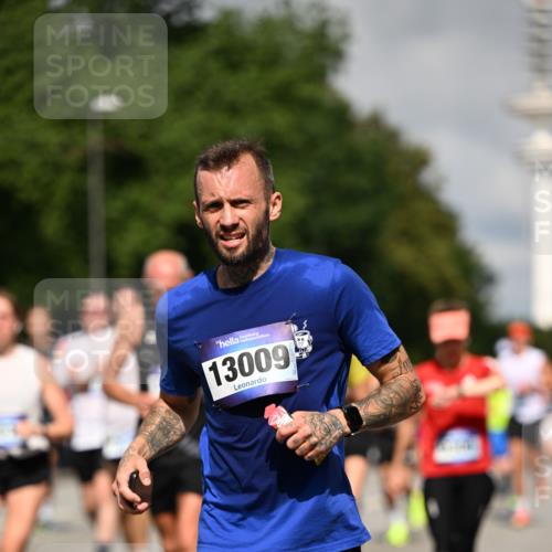 29.06.2025 - hella hamburg halbmarathon Dr. Thomas Lammeyer http://msf.ph/oto/8368008 29.06.2025 09:57:08 Kennedybrücke 1558, 1759, 2234, 2365, 2402, 2623, 2890, 3004, 3146, 3186, 4091, 4310, 4553, 5022, 5692, 6071, 6081, 6203, 6282, 6375, 6460, 6575, 6903, 7147, 7322, 7448, 7450, 7480, 7734, 8819, 9126, 9200, 9303, 9305, 9544, 9633, 9794, 11094, 11283 meine-sportfotos.de